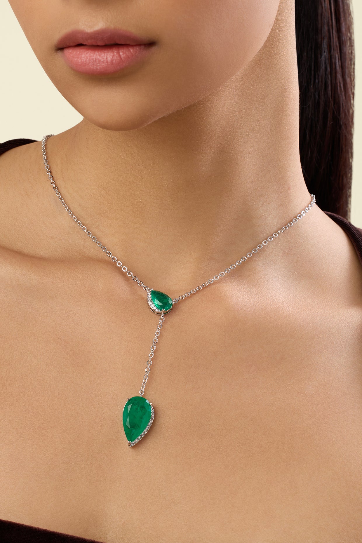 Lillian Emerald Y Necklace In Rhodium Plated