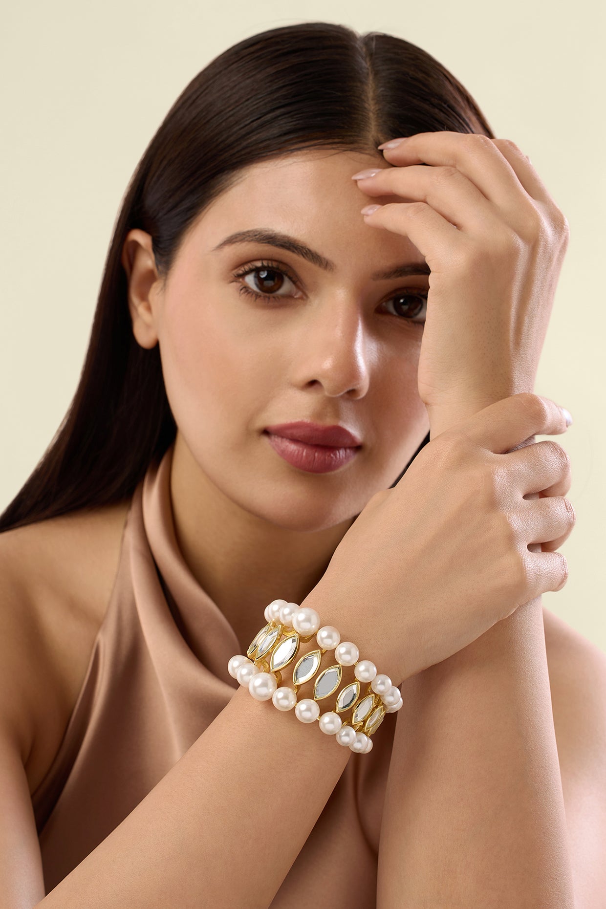 Navette Collection Pearl & Mirror tapered Medium size cuff 18Kt Gold Plated