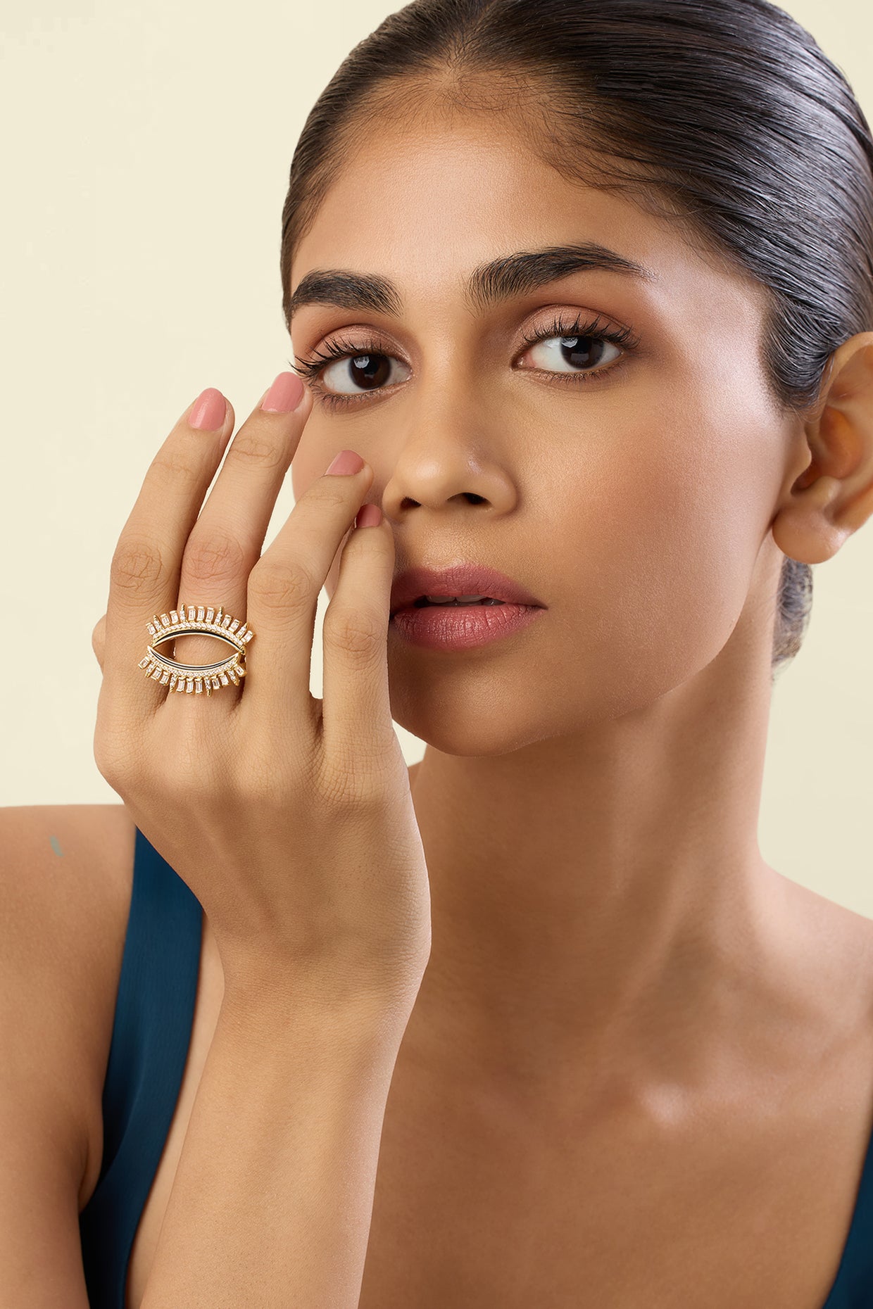 Vestra Ring In 18Kt Gold Plated