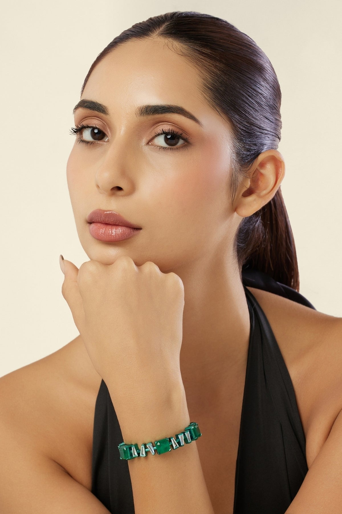 Regent Emerald Botox Cuff
