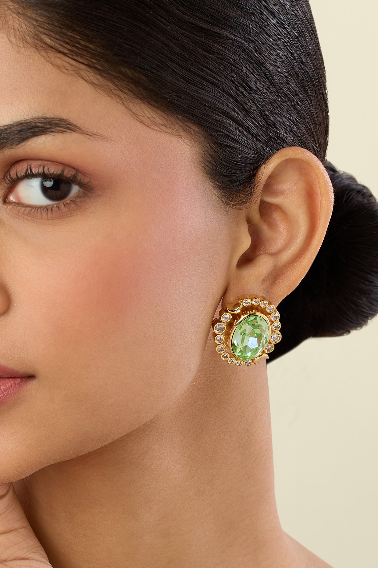 The Oracle Studs 18kt Gold Plated