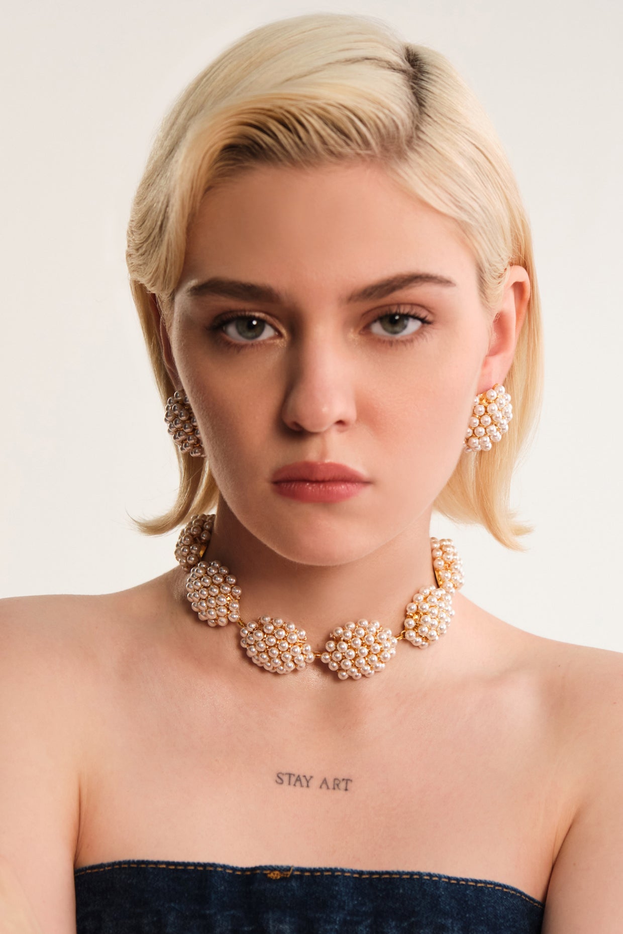 Cluster Choker 22Kt Gold-Plated