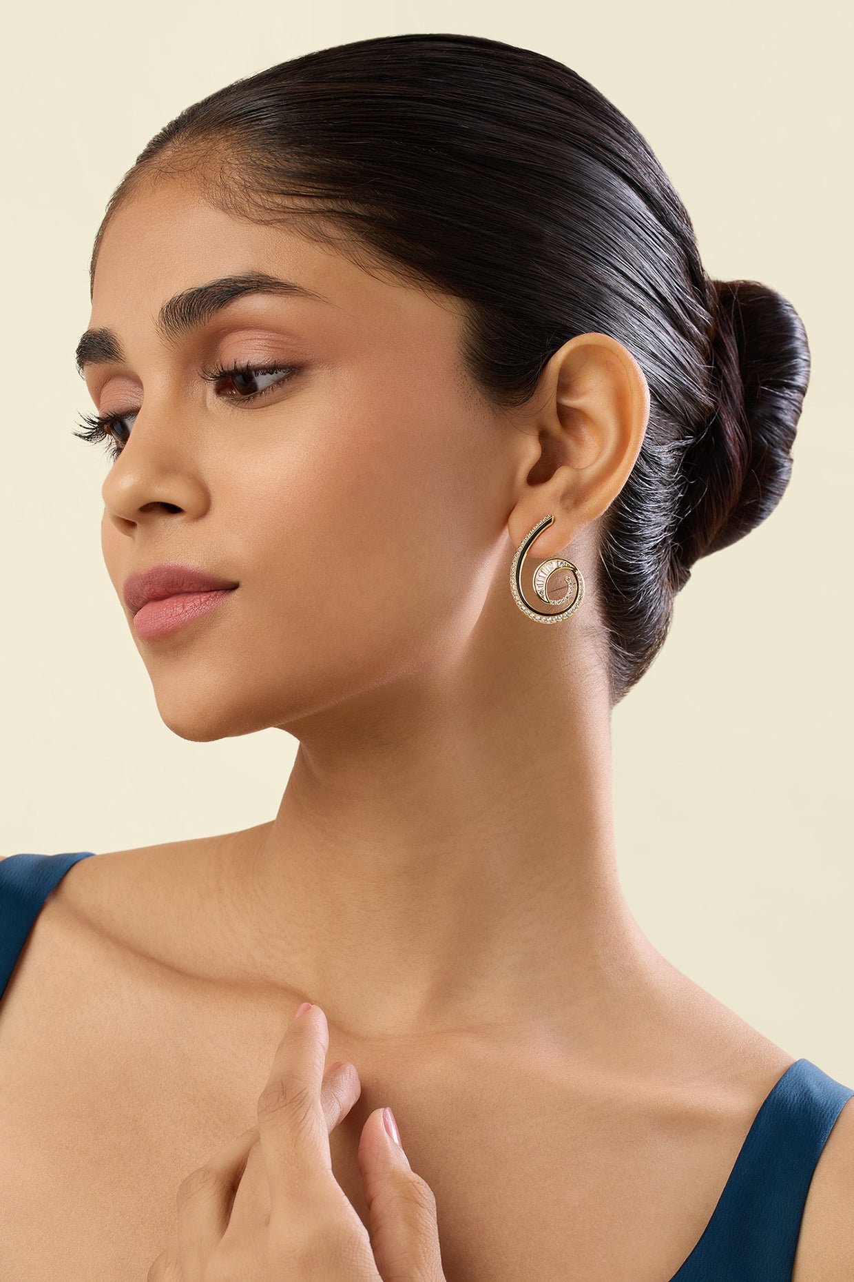 Surra Statement Hoops In 18Kt Gold Plated