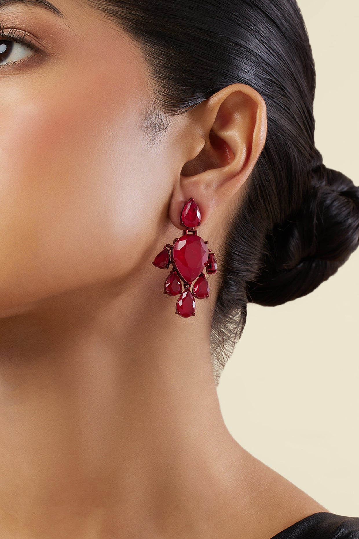 Crimson Luxe Dangler Earrings In Rhodium Plating