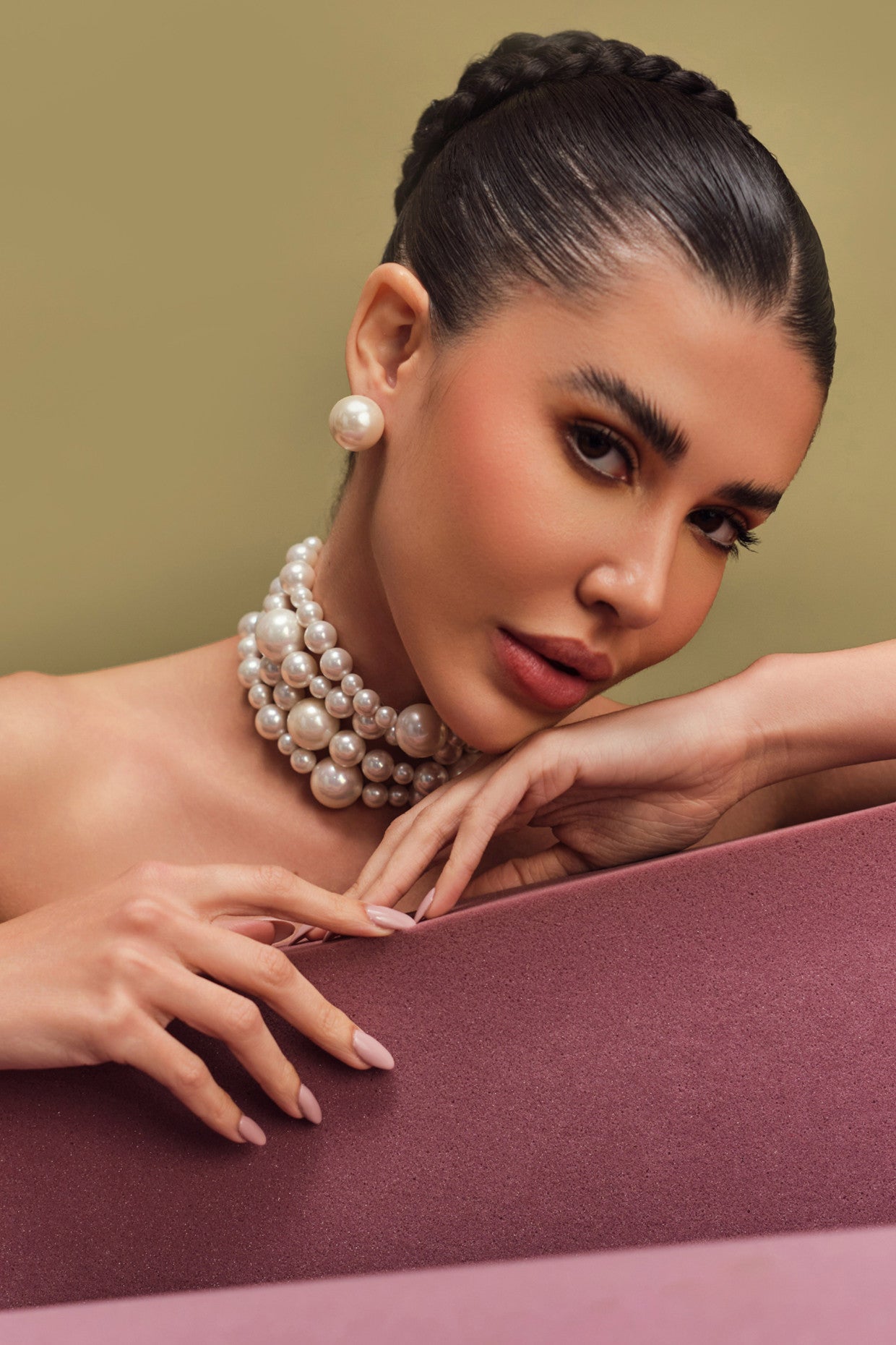 Mixed Pearl Choker