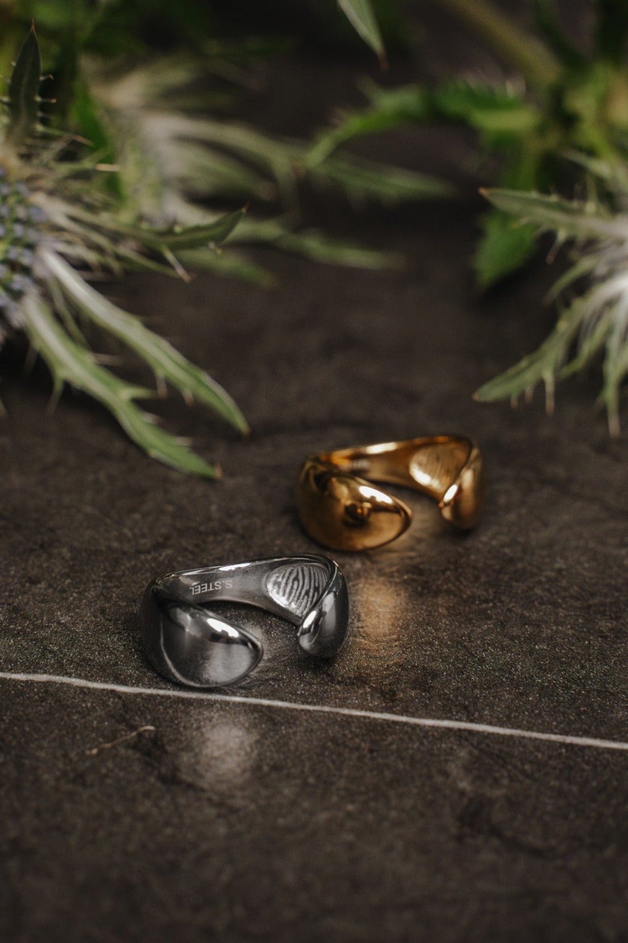 Ouvrir Index Gold Ring