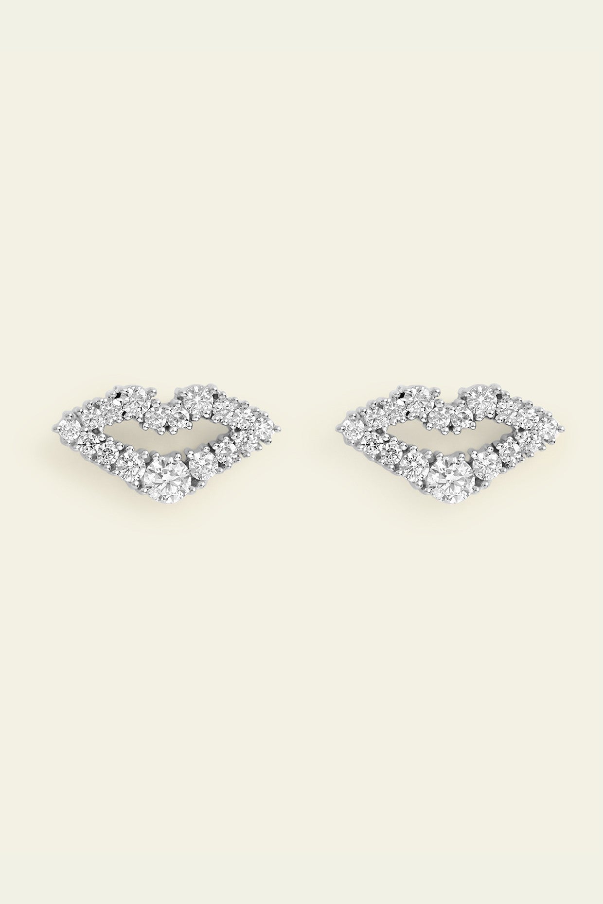 Silver Lips Studs