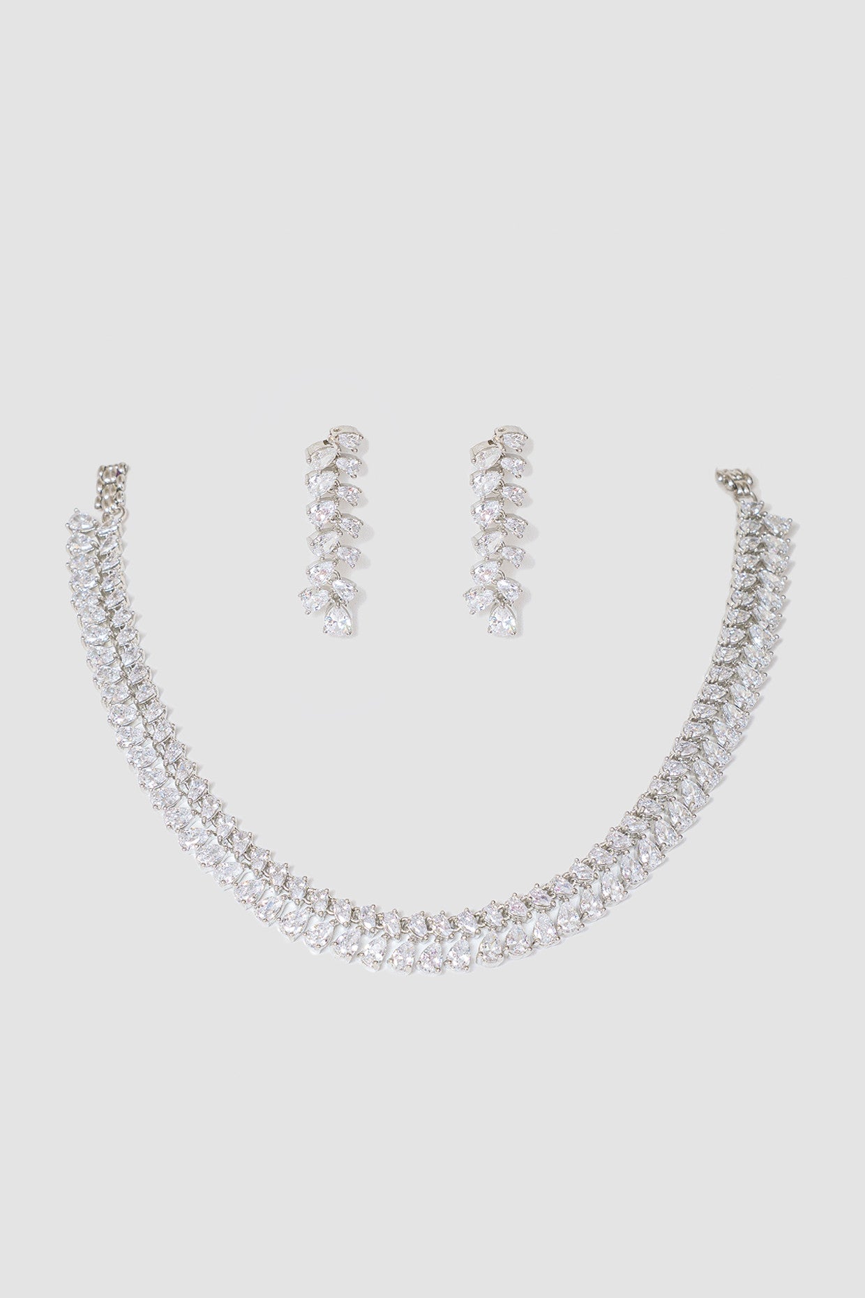 Zaafran Diamond Necklace Set